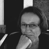 Annemie Van Riel